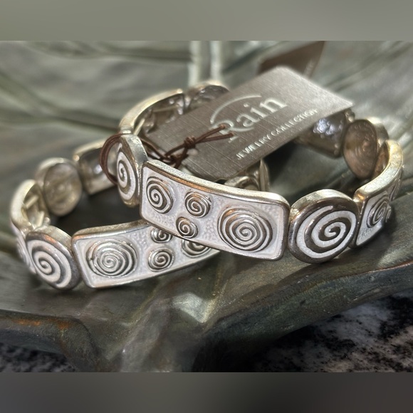 Navajo Western style Scroll Spiral Silver/white set of 2 stackable bracelets NWT - Picture 1 of 4